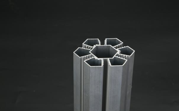 鋁擠壓技術生產的擠壓型材 鋁擠壓技術生產的擠壓型材